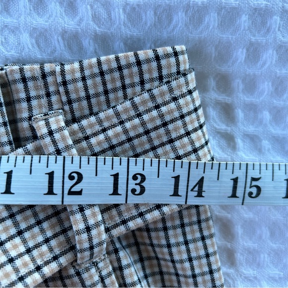 Aritzia Wilfred Plaid Checkered Paperbag High Rise Shorts - Office Summer Size 6 - Picture 7 of 10